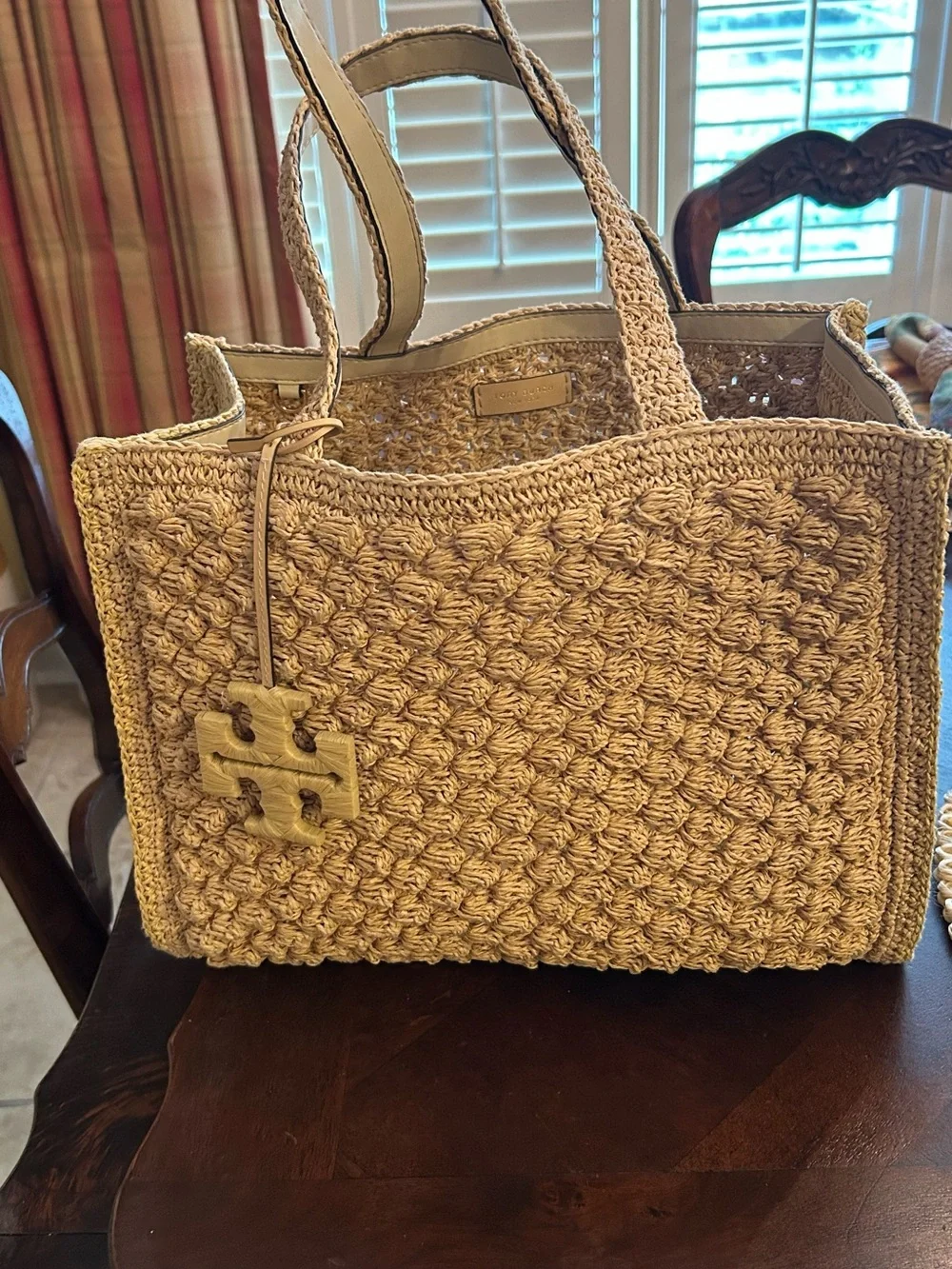 Tory Burch Small. Raffia -Crocheted Popcorn Tote in Natural Beige